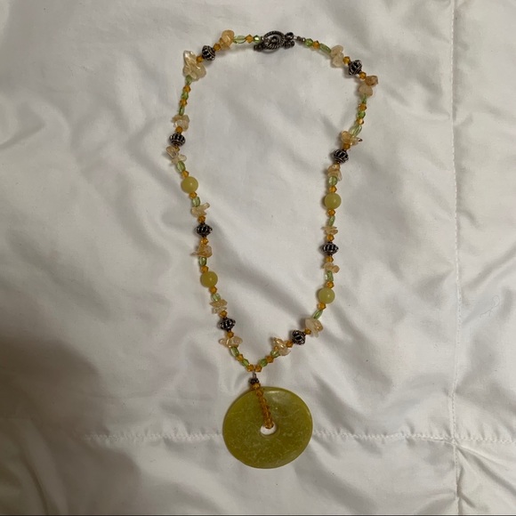 Museum of Fine Arts jade pendant beaded necklace - Picture 2 of 6